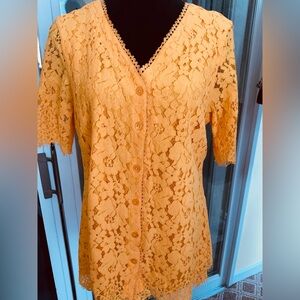 Isaac Mizrahi Gold Lace Scalloped Trim Top